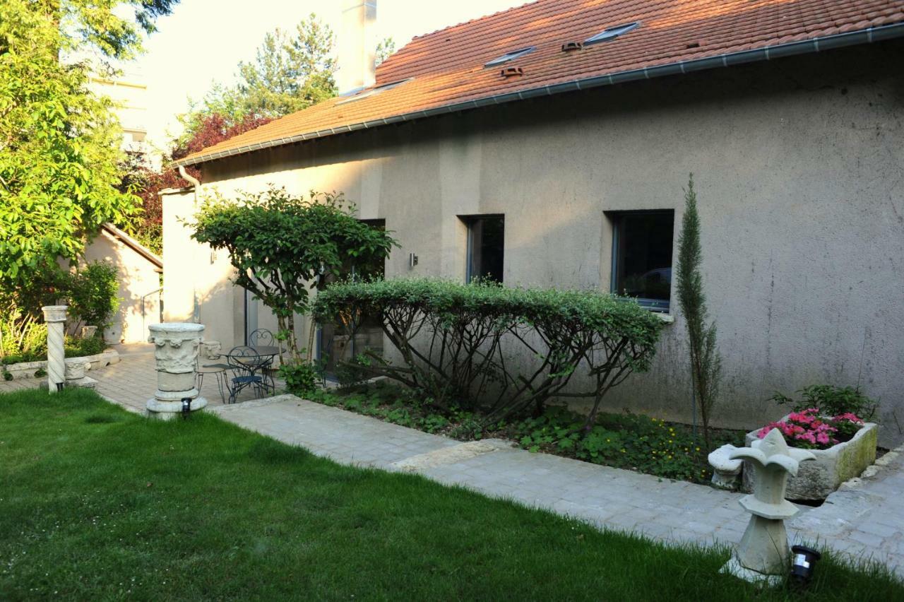 Le Parc Stanislas Chartres Exterior photo